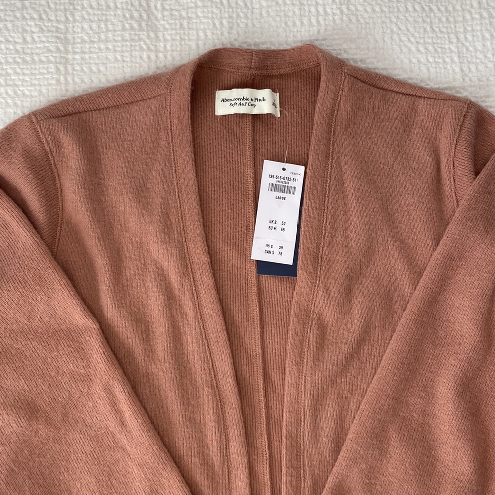 Abercrombie & Fitch cardigan - Picture 2 of 4